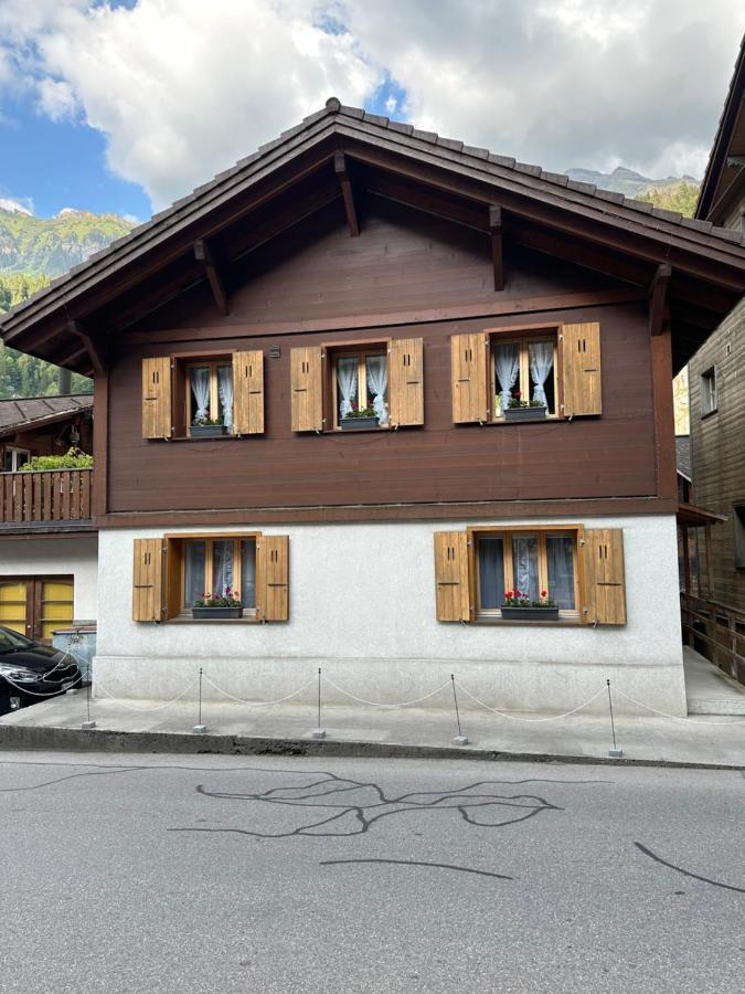 Chalet Лаутербрунен Екстериор снимка